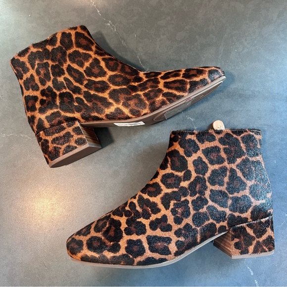 Gentle Souls sz 9.5 calf hair leather Leopard Print Ankle Booties NEW! - Picture 10 of 15
